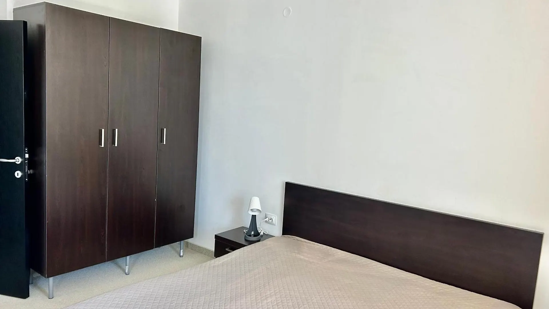 Apartment Atlantis Resort & 4 Swimming Pools & Spa & Апартамент Burgas